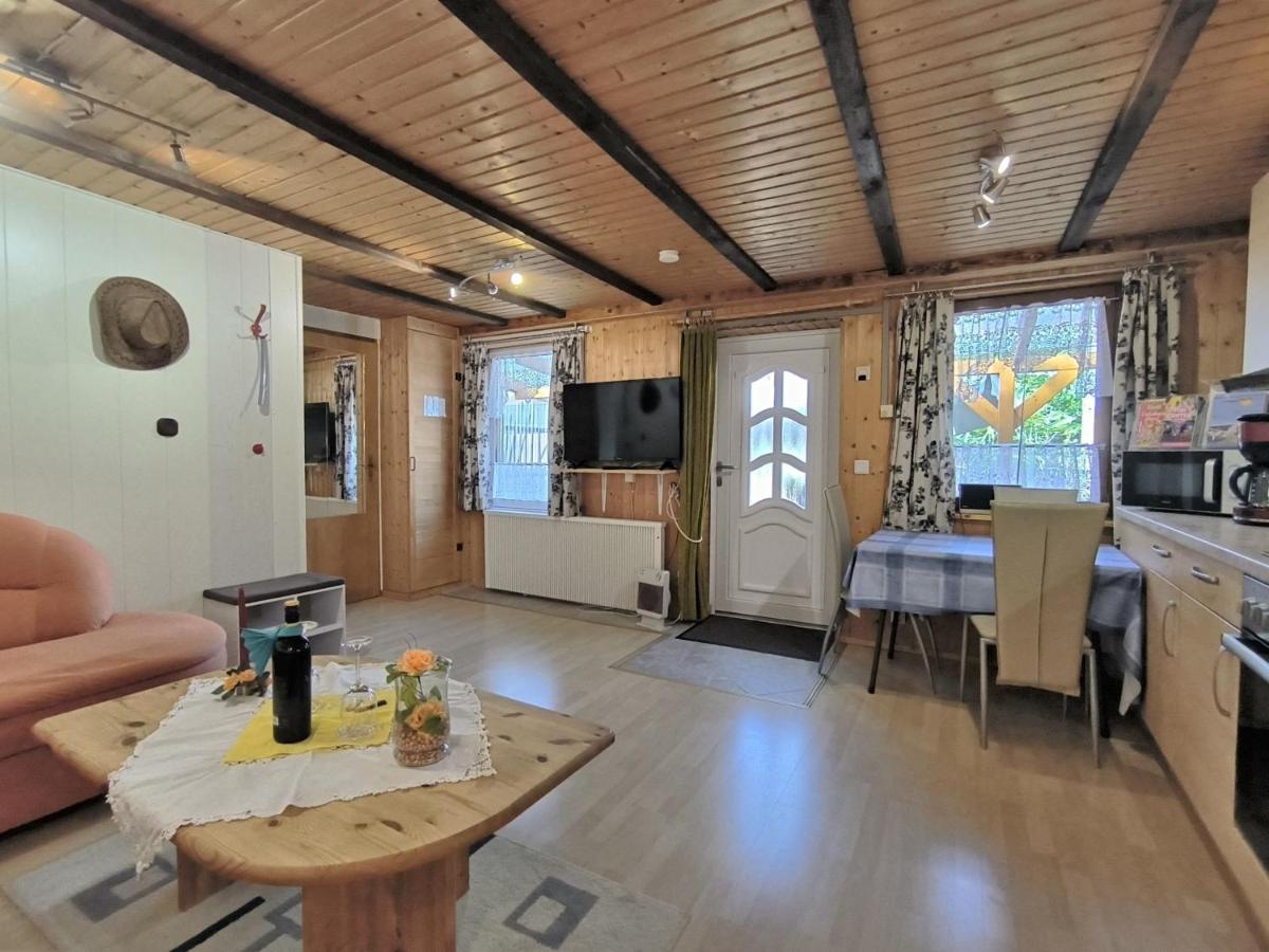 Ferienwohnung Mohnkopf - Unterkunft Fuer 2 Bis 3 Personen Mit Terrasse Jerrishoe Екстериор снимка
